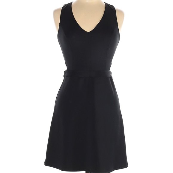 Abercrombie & Fitch Dresses & Skirts - ABERCROMBIE & FITCH SOLID BLACK DRESS